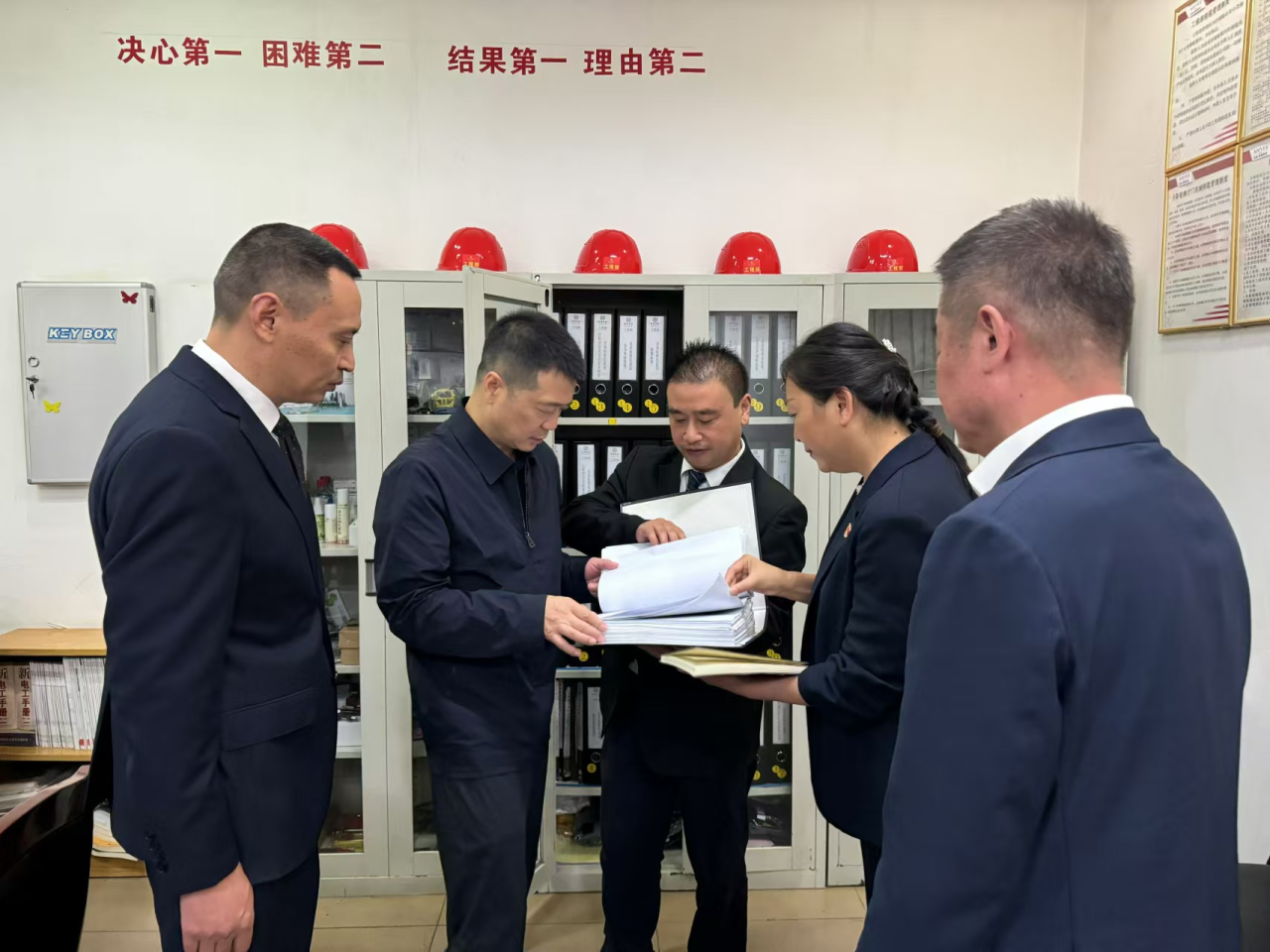 省尊龙集团党委书记、董事长游勇国庆节期间调研督导旗下酒店经营及安全生产工作